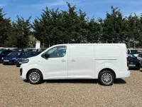 Used Vauxhall Vivaro S 100 HP (73 kW) 2023 White MPV
