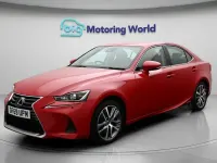 Gebraucht Lexus IS300h 223 PS (164 kW) 2020 Rot Limousine