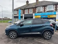Second-hand Renault Captur Signature 90 CP (66 kW) 2017 Albastru SUV