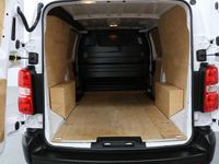 Used Citroën Dispatch 120 HP (88 kW) 2025 White MPV