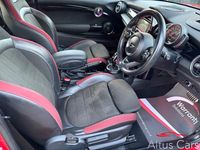 Used Mini John Cooper Works Hatch 231 HP (169 kW) 2019 Red Hatchback