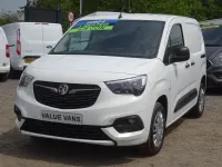 Used Vauxhall Combo Sportive 100 HP (73 kW) 2022 White MPV