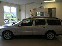 used Volvo V70 2.4