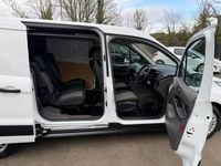 Used Ford Transit S 100 HP (73 kW) 2022 White Van