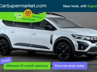 Begagnad Dacia Jogger Extreme 110 HK (80 kW) 2023 Vit Minibuss