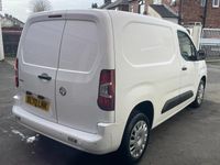 Used Vauxhall Combo Sportive 100 HP (73 kW) 2020 White MPV