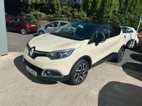 Usado Renault Captur Dynamique 90 HP (66 kW) 2015 Branco SUV