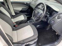 Used Seat Ibiza 2014 White Hatchback