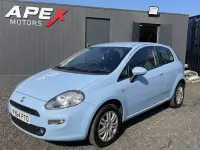 Used Fiat Punto Easy 69 HP (50 kW) 2014 Blue Hatchback