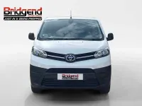 Used Toyota Proace 120 HP (88 kW) 2020 White MPV