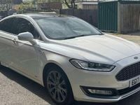 Begagnad Ford Mondeo Vignale 180 HK (132 kW) 2017 Halvkombi