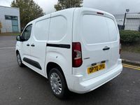 Used Vauxhall Combo Sportive 100 HP (73 kW) 2021 White MPV
