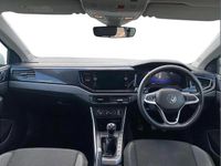 Begagnad VW Polo S 95 HK (69 kW) 2023 Vit Halvkombi