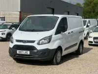 Used Ford Transit Custom 105 HP (77 kW) 2017 White Van