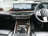 Used BMW X7 M Sport 347 HP (255 kW) 2025 Black SUV