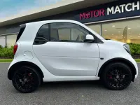 Used Smart ForTwo Coupé Premium 71 HP (52 kW) 2017 White Coupe