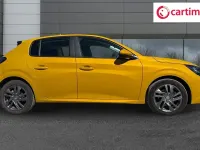 Used Peugeot 208 Active Premium 102 HP (75 kW) 2021 Yellow Hatchback
