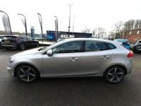 Begagnad Volvo V40 R-Design 2014 Silver Halvkombi