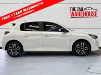 Used Peugeot 208 Active+ 100 HP (73 kW) 2023 White Hatchback