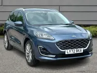 Usado Ford Kuga Vignale 225 HP (165 kW) 2023 Azul SUV