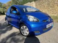 Used Toyota Aygo 68 HP (50 kW) 2010 Blue Hatchback