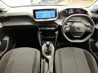 Used Peugeot 208 Style 101 HP (74 kW) 2025 White Hatchback