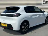 Used Peugeot 208 Allure+ 100 HP (73 kW) 2023 White Hatchback
