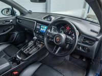 Used Porsche Macan GTS 434 HP (319 kW) 2021 Blue SUV