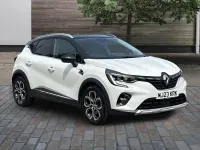 Used Renault Captur Techno 145 HP (106 kW) 2023 White/black SUV