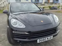 Used Porsche Cayenne Diesel 240 HP (176 kW) 2010 Black SUV