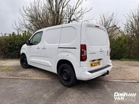 Used Peugeot Partner Premium 131 HP (96 kW) 2023 White MPV