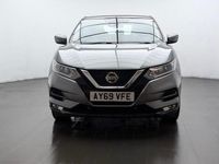 Used Nissan Qashqai Acenta Premium 160 HP (117 kW) 2019 Grey SUV