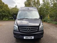 Begagnad Mercedes Sprinter 2017 Svart Van