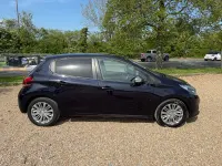 Used Peugeot 208 Signature Sky 82 HP (60 kW) 2019 Blue Hatchback