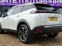 Used Peugeot 2008 Allure+ 100 HP (73 kW) 2023 White SUV
