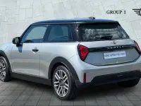 Used Mini Cooper Hatch 154 HP (113 kW) 2024 Silver Hatchback