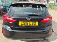 Used Ford Fiesta Zetec 101 HP (74 kW) 2018 Black Hatchback