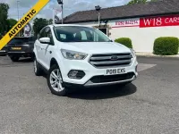 Usado Ford Kuga Zetec 150 HP (110 kW) 2019 Branco SUV