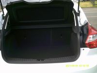 Used Ford Focus Zetec 2013 White Hatchback