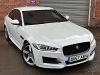 Begagnad Jaguar XE R-Sport 240 HK (176 kW) 2017 Vit Sedan