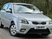 Used Kia Rio 2011 Silver Hatchback
