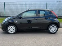 Used Toyota Aygo X-play 72 HP (52 kW) 2019 Black Hatchback