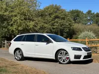 Used Skoda Octavia vRS 184 HP (135 kW) 2014 White Estate
