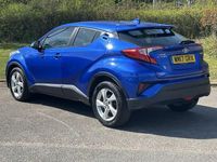Second-hand Toyota C-HR 122 CP (89 kW) 2017 Albastru SUV