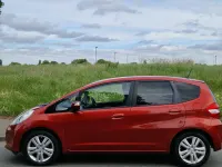 Used Honda Jazz ES 2015 Red Hatchback