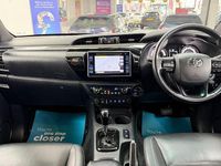 Used Toyota HiLux 150 HP (110 kW) 2020 Pickup