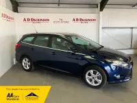 Used Ford Focus Zetec 125 HP (91 kW) 2012 Blue Estate