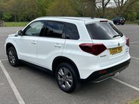 Gebraucht Suzuki Vitara SZ-T 129 PS (94 kW) 2022 Weiß SUV