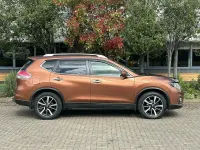 Used Nissan X-Trail S 130 HP (95 kW) 2015 Orange SUV