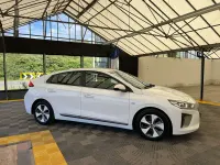 Used Hyundai Ioniq Premium 88 kW (120 HP) 2018 White Hatchback